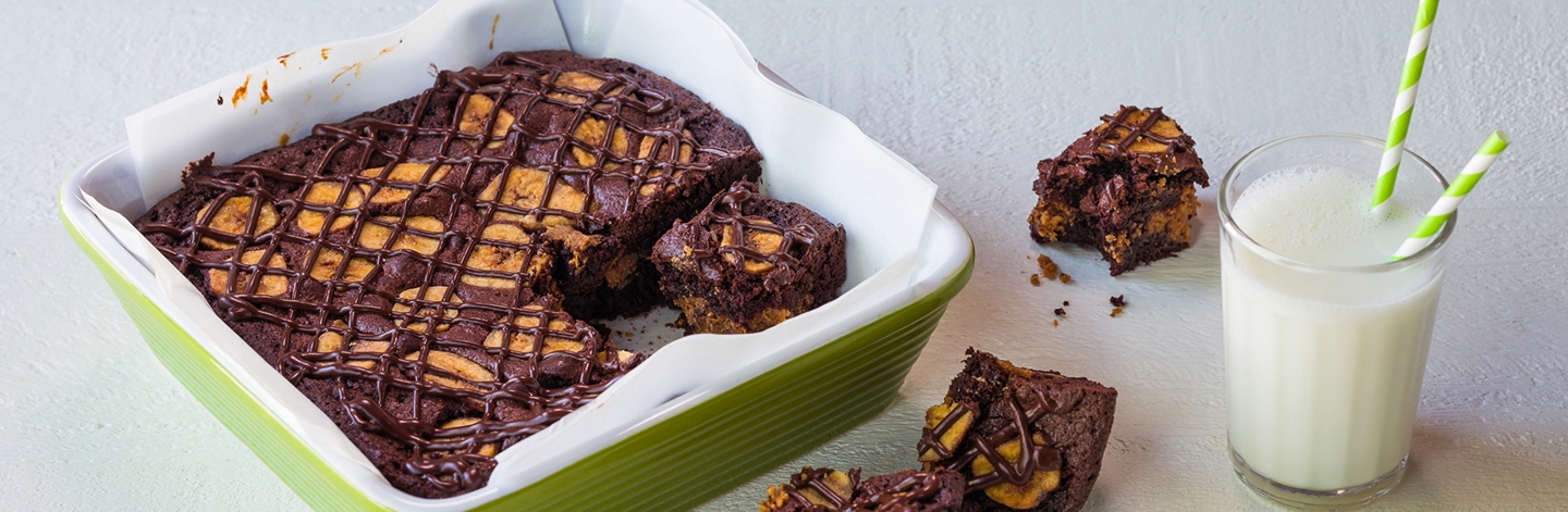 Gluten-Free Easy Chocolate Peanut Butter Brownies
