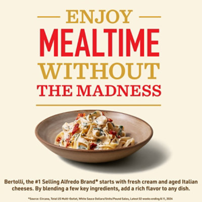 Bertolli Garlic Alfredo Sauce with Aged Parmesan Cheese - 15 Oz - Image 2