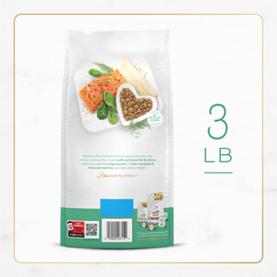 Fancy Feast Ocean Fish & Salmon & Accents Of Garden Greens Cat Dry Food - 3 Lb - Image 2
