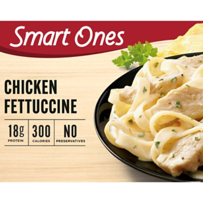 Smart Ones Chicken Fettuccine with Parmesan Sauce Frozen Meal Box - 9.25 Oz - Image 1