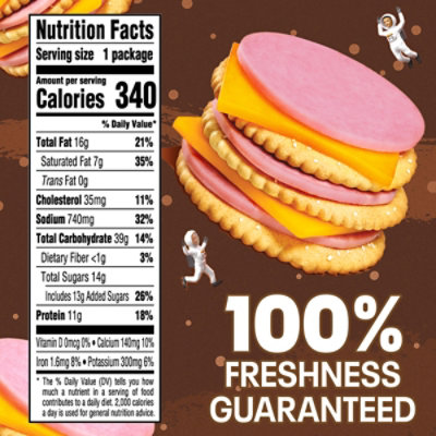 Lunchables Ham and Cheddar Cracker Stackers with Vanilla Creme Cookies - 3.5 Oz - Image 4
