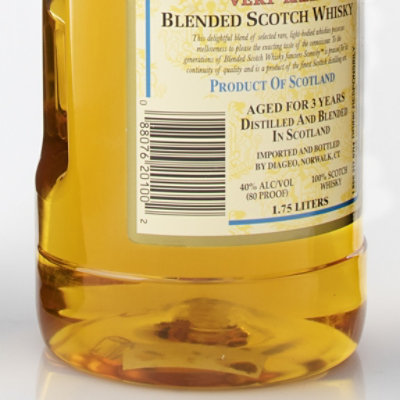 Scoresby Vary Rare Blended Scotch Whisky  80 Proof - 1.75 Liter - Image 4