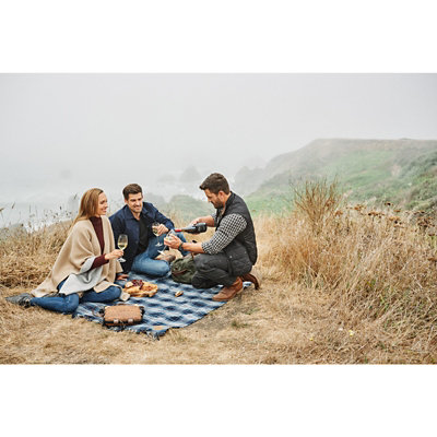 Kenwood Vineyards Mendocino/Sonoma County Merlot - 750 Ml - Image 4