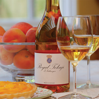 Royal Tokaji Red Label 5 Puttonyos Wine - 500 Ml - Image 2