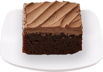 Bakery Cake Sliced Chocolate Iced Chocolate Cake - Each (840 Cal) - Image 1