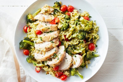 Basil-Parmesan Chicken with Orzo, Tomatoes, and Broccoli | Safeway