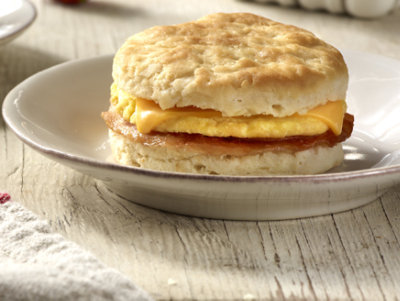 Jimmy Dean Bacon Egg & Cheese Biscuit Sandwiches 4 Count - Image 2