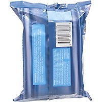 Signature Care Towelette Cleansing Makeup Remover - 25 Count - Image 4