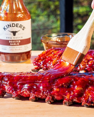 Kinder’s Roasted Garlic Barbecue Sauce - 15.5 Oz - Image 5
