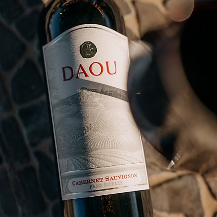 Daou Wine Cabernet Sauvignon Paso Robles - 750 Ml - Image 2
