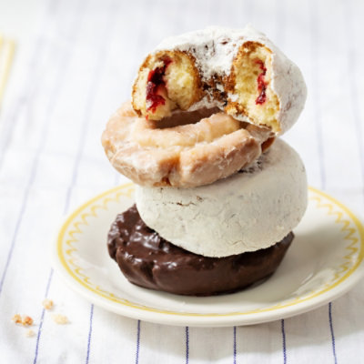 Franz Donuts Filled With Naturally & Artificially Raspberry Flavored 6 Count - 13.5 Oz - Image 3