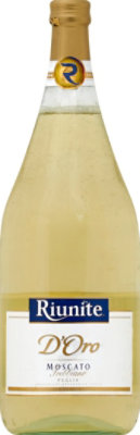 Riunite Moscato Doro Wine - 1.5 Liter - Kings Food Markets