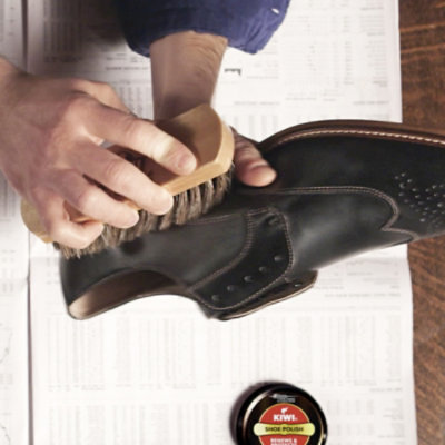 Kiwi Brown Giant Metal Tin Shoe Polish Paste - 2 Oz - Image 2