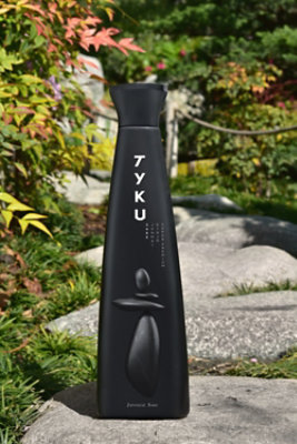 TY KU Black Jumani Ginjo Wine - 720 Ml - Image 3