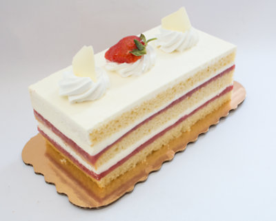 Strawberry Cake 8 Inch - EA - balduccis