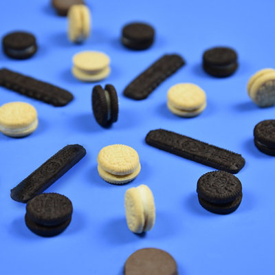 OREO Cookies Sandwich Golden Mini Snak Saks - 8 Oz - Image 3