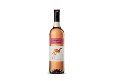 yellow tail Pink Moscato Wine - 1.5 Liter - Image 2