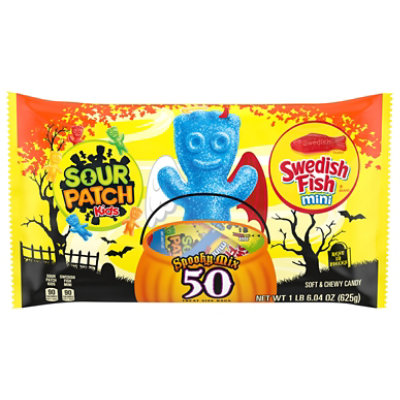 Sour Patch Kids Candy Soft & Chewy Swedish Fish Spooky Mix 50 Count - 26.4 Oz