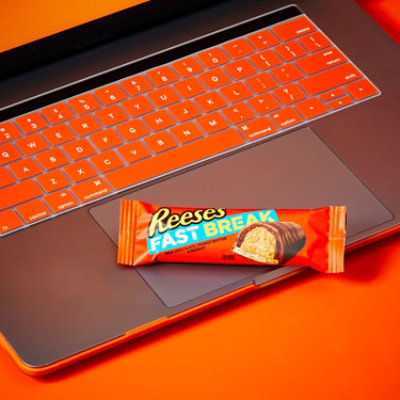 Reeses Fast Break Chocolate Peanut Butter And Nougat Candy Bar - 1.8 Oz - Image 4