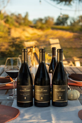 The Calling Fox Den Pinot Noir Wine - 750 Ml - Image 2