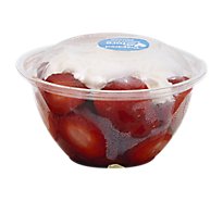 Fresh Cut Strawberry & Creme Cup - 10 Oz (290 Cal)