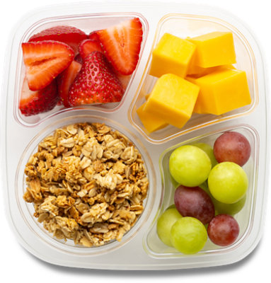 Fresh Cut Grapes Strawberries Cheese & Granola - 8 Oz (640 Cal) - Image 1