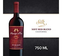 Menage a Trois Silk Red Wine Bottle - 750 Ml