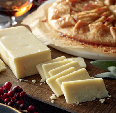 Boars Head Cheese Natural Canadian Cheddar - 8 Oz - Image 5