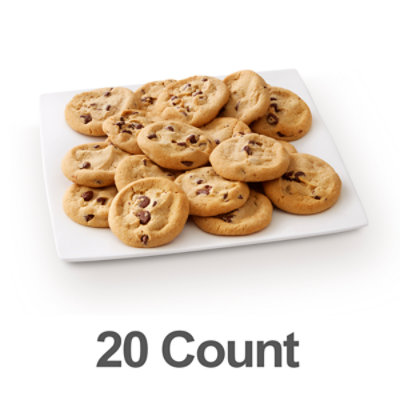 Fresh Baked Chocolate Chip Cookies With Ghirardelli 20 Count