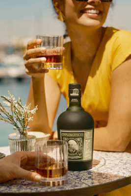 Diplomatico Exclusiva Rum 80 Proof - 750 Ml - Image 2