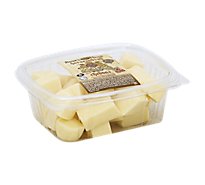 Boars Head Cheese Cheddar Horseradish Cubes 0.50 LB