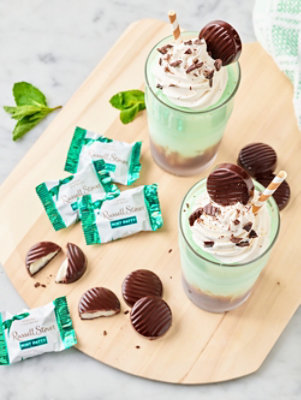 Russell Stover Chocolate Mint Patties Dark Chocolate - 6 Oz - Image 4
