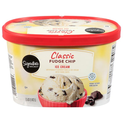 Signature Select Classic Fudge Chip Ice Cream - 1.5 Quart - Image 1
