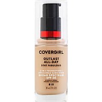 COVERGIRL Outlast Stay Fabulous Foundation + Sunscreen 3 in 1 SPF 20 Classic Ivory 810 - 1 Fl. Oz. - Image 1