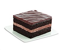 Bakery Cake Chocolate With Fudge Iced Single Serve - Each (580 Cal)