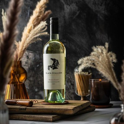 Black Stallion Estate Winery Estate Sauvignon Blanc Wine - 750 Ml - Image 2