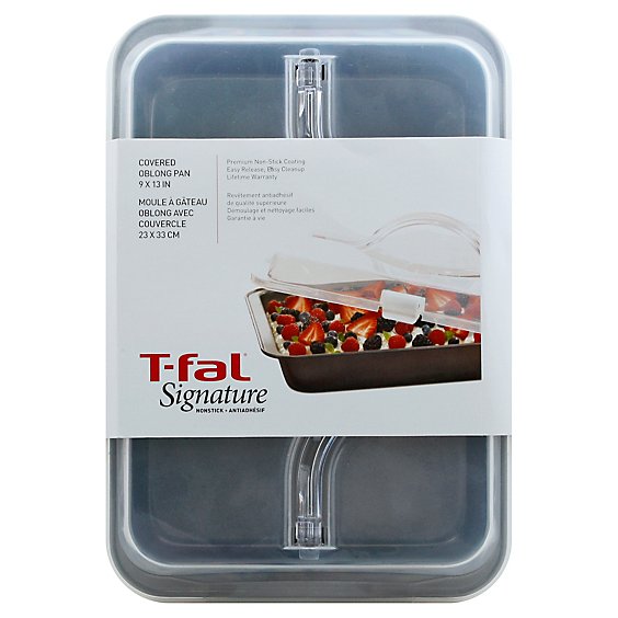 T Fal Signature Ns Cake 13x9 Covered - Each