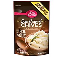 Betty Crocker Potatoes Mashed Sour Cream & Chives Pouch - 4.7 Oz