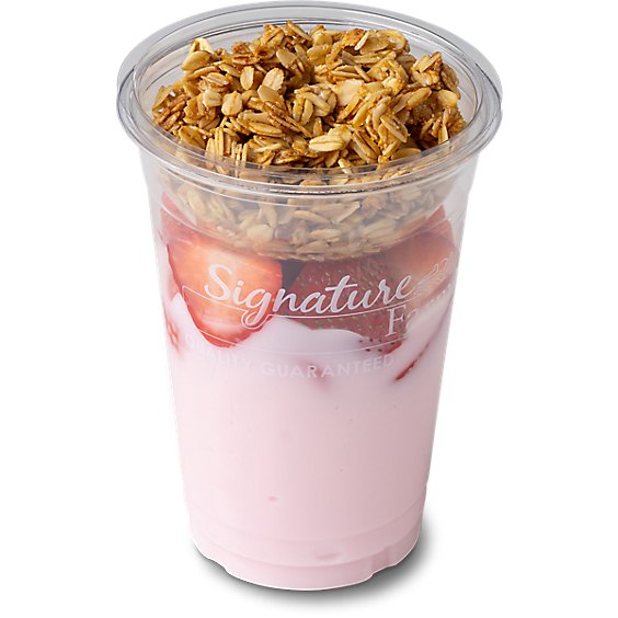 Fresh Cut Yogurt Parfait Vanilla With Strawberries - 12 Oz (550 Cal)