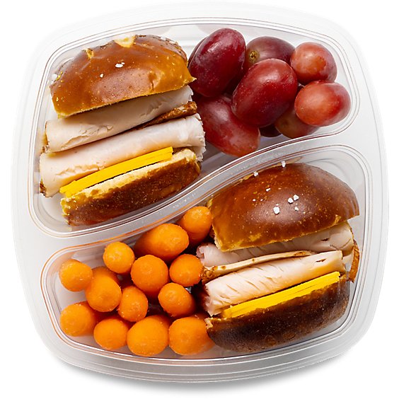 Ready Meals Turkey & Cheese Pretzel Slider with Carrots