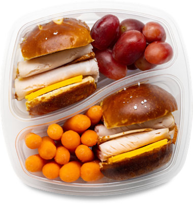 Ready Meals Turkey & Cheese Pretzel Slider with Carrots - Image 1