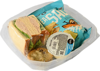 ReadyMeals Turkey Sandwich Lunch Box - Image 1