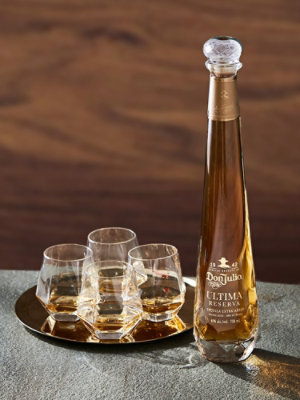 Don Julio Ultima Reserva Extra Añejo Solera Aged Tequila 80PF- 750 mL (Limited quantities may be available in store) - Image 4