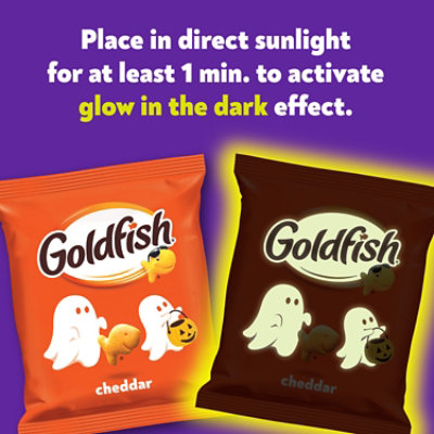 Goldfish Cheddar Baked Snack Crackers 24 Count - 0.75 Oz - Image 3