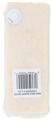 Cheese Guy Raw Milk Sharp White Cheddar - 6.4 Oz - Image 2