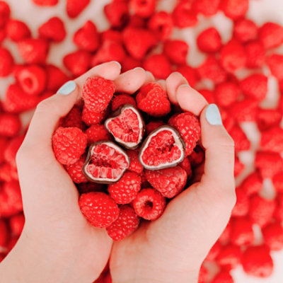 Tru Fru White & Dark Chocolate Raspberries - 8 Oz - Image 3