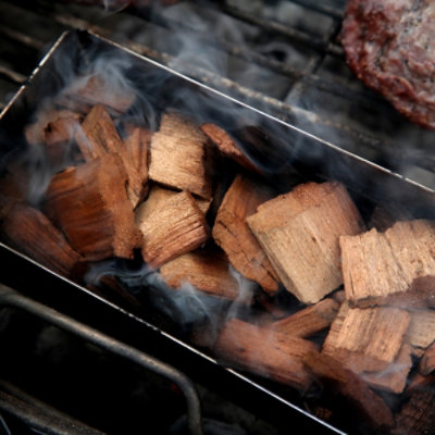 B&B Hickory Bbq Wood Chips - Each - Image 3