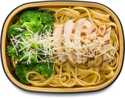 ReadyMeal Chicken Fettucine Alfredo Meal Small Cold