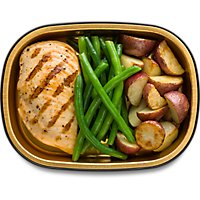 ReadyMeal Chicken Breast Roasted Potato Meal Small Cold  - Image 1