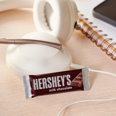 Hershey's Milk Chocolate Snack Size Candy Jumbo Bag - 19.8 Oz - Image 4